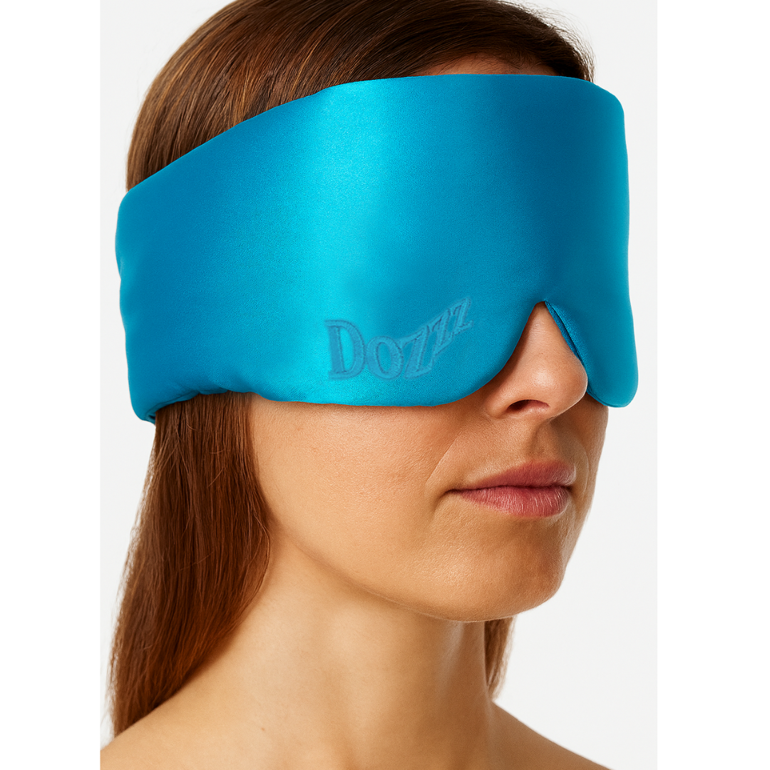 Luxury 22 Momme Mulberry Silk Eye Mask in Capri Blue