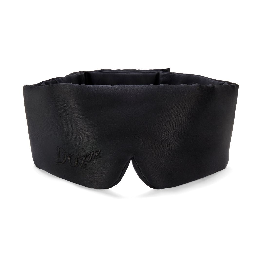Dozzz 22 momme mulberry silk sleep mask in Black