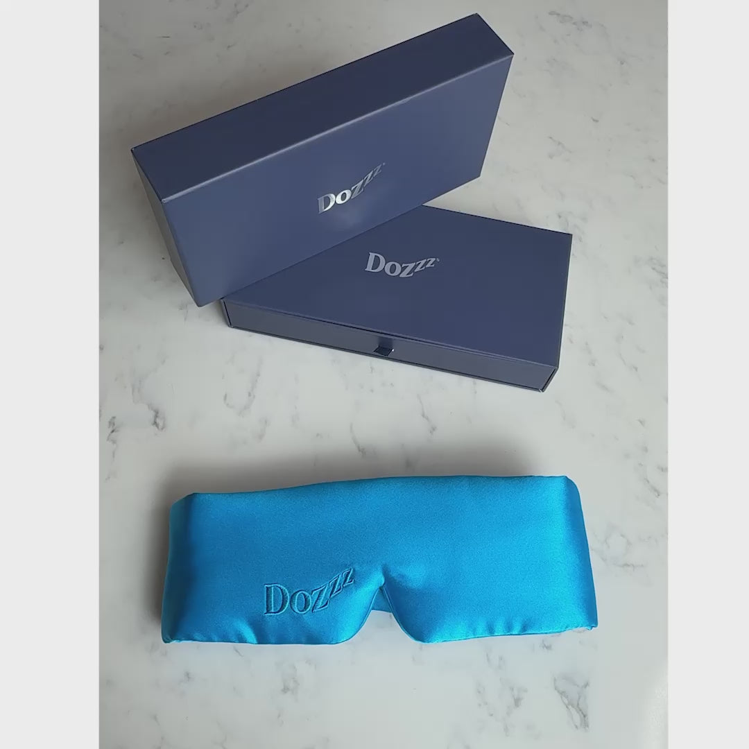 Luxury 22 Momme Mulberry Silk Eye Mask in Capri Blue
